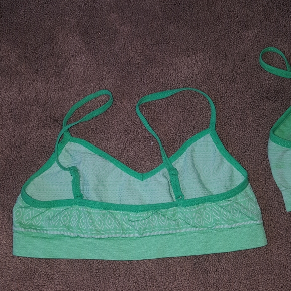 2 bras - Picture 4 of 7